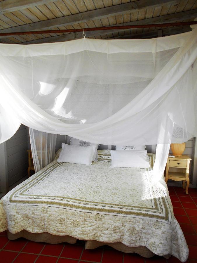 Beausejour Guest House Поант-Ноар Екстериор снимка