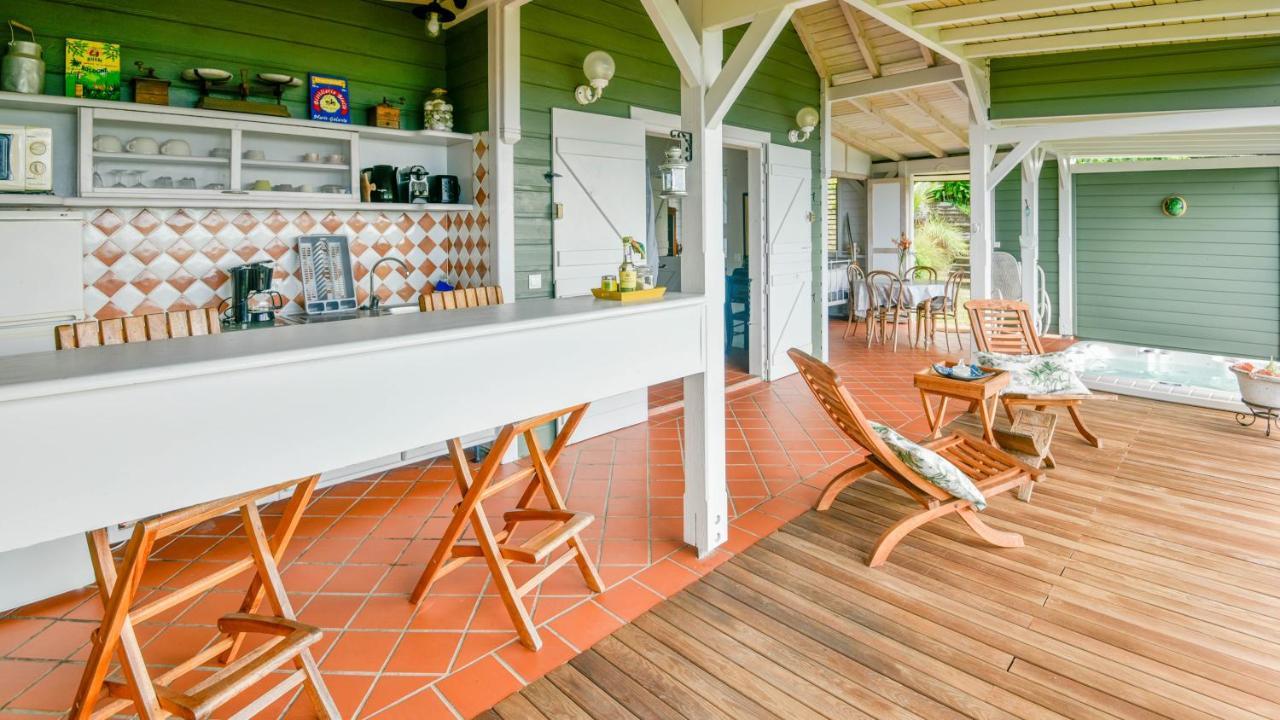 Beausejour Guest House Поант-Ноар Екстериор снимка